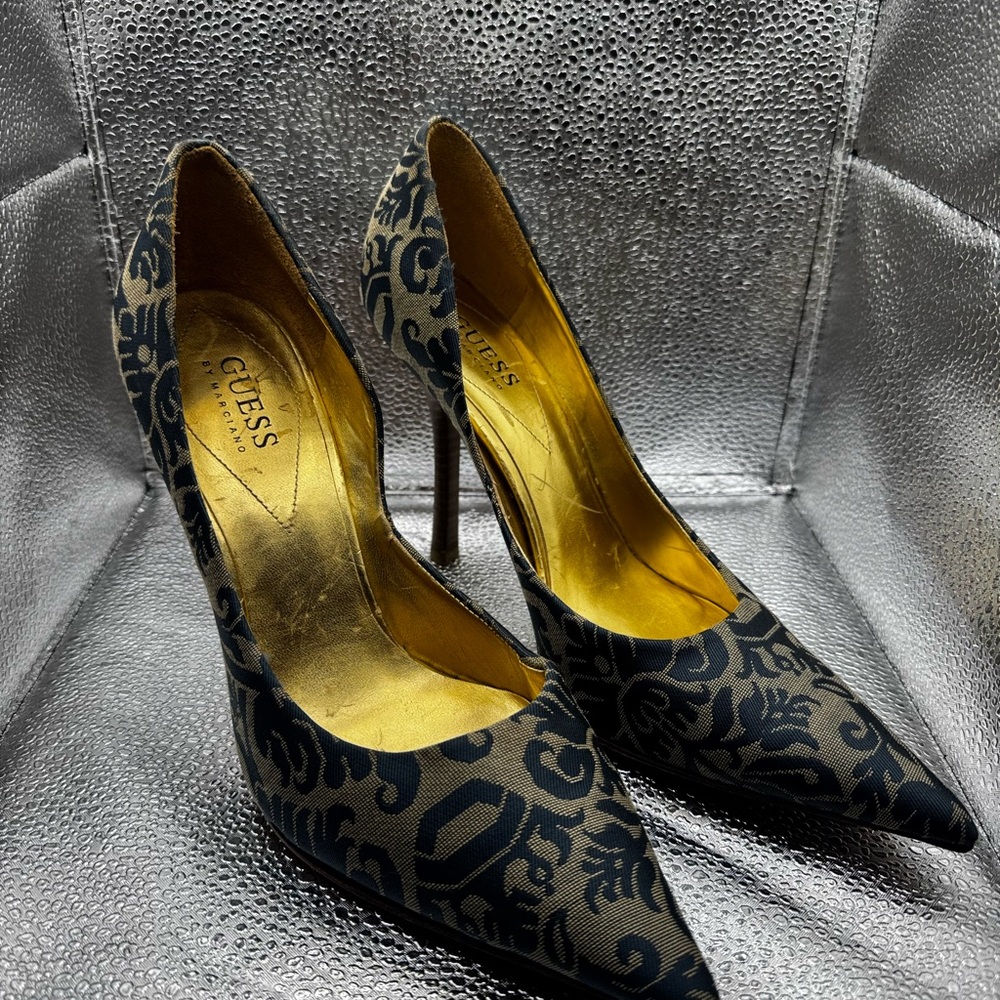 Guess by Marciano Women's Black and Gold Patterned Heels